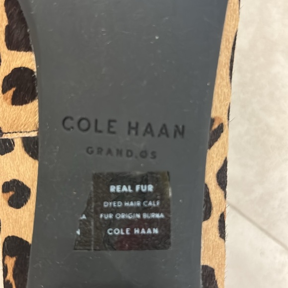 NWOT Cole Haan Women's Leopard Flats with Black Toe - Picture 5 of 6